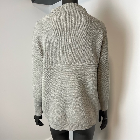 ⚪️ Devoted Ottoman Grey Ribbed Sweater - Picture 8 of 8